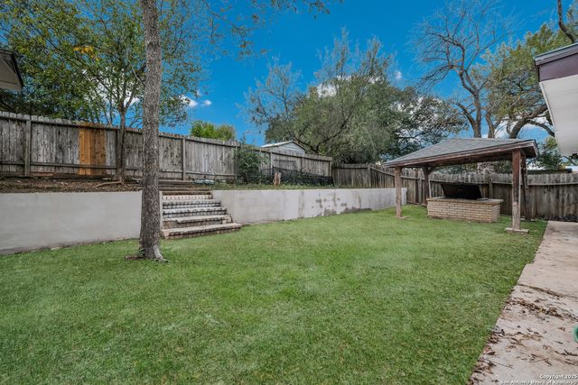6006 Forest Ledge, San Antonio, TX 78240