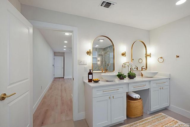 6006 Forest Ledge, San Antonio, TX 78240