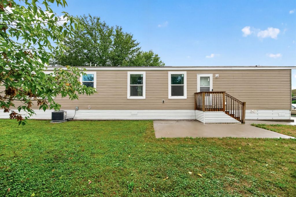 14750 W Burnsville Parkway 211, Burnsville, MN 55306 — photo 2