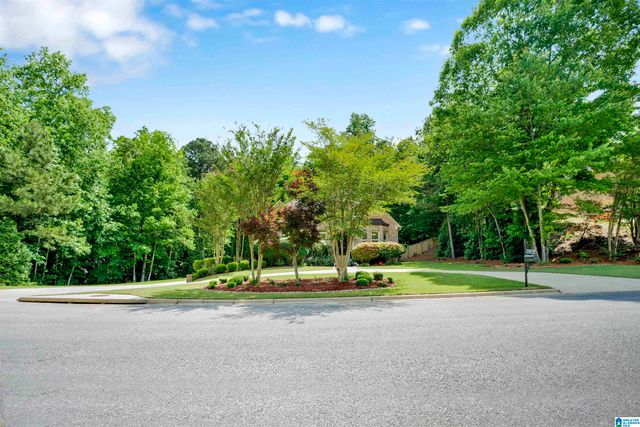 8514 REDWOOD LANE, Helena, AL 35022