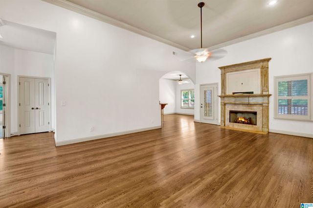 8514 REDWOOD LANE, Helena, AL 35022