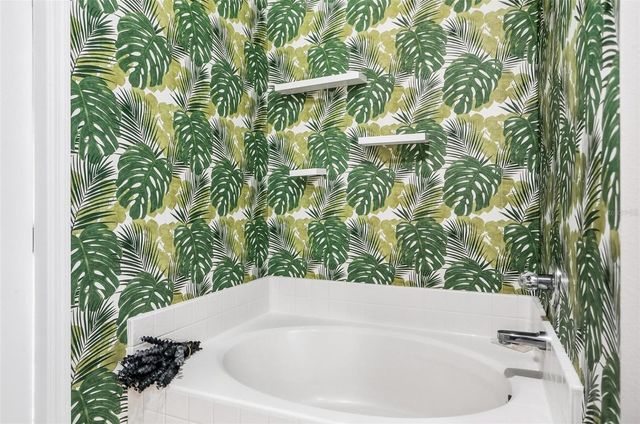 610 N SUMMIT AVENUE, Lake Helen, FL 32744