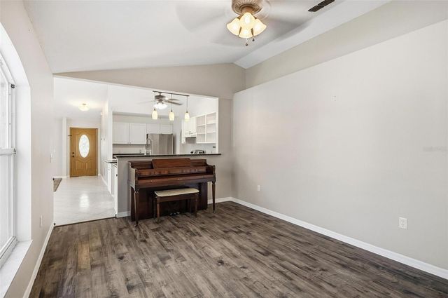 610 N SUMMIT AVENUE, Lake Helen, FL 32744