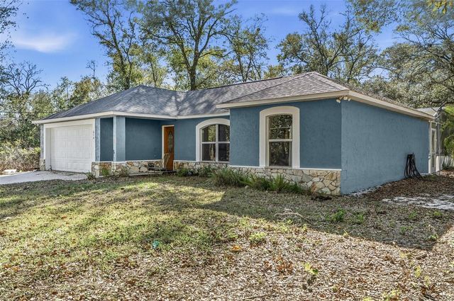 610 N SUMMIT AVENUE, Lake Helen, FL 32744