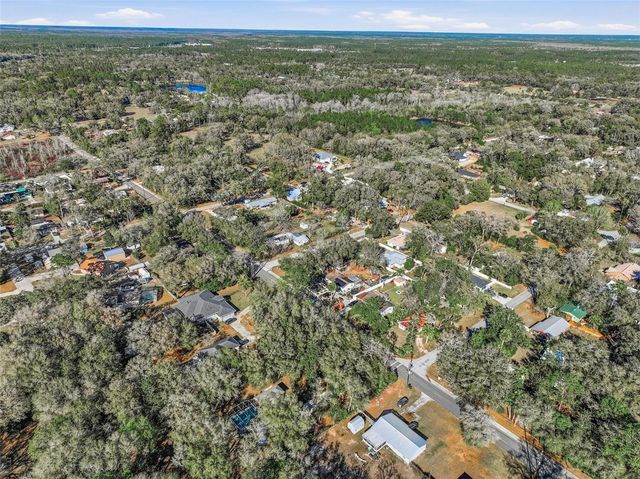 610 N SUMMIT AVENUE, Lake Helen, FL 32744