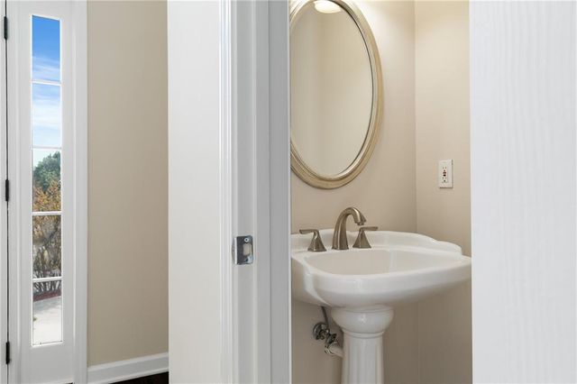 760 Gates Lane, Alpharetta, GA 30022