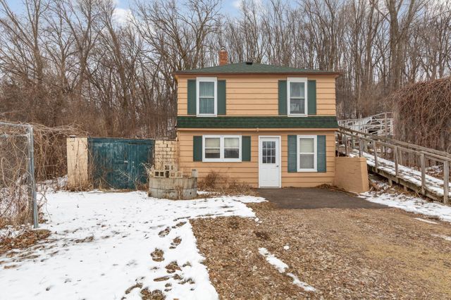 19823 Roberds Lake Boulevard, Faribault, MN 55021