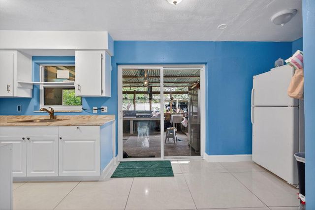 304 Kennedy Street, Jupiter, FL 33458