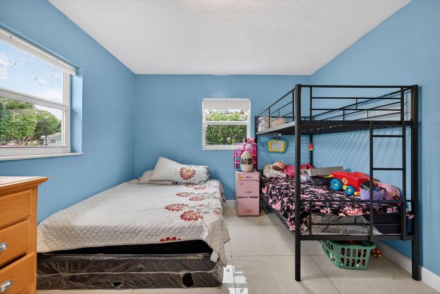 304 Kennedy Street, Jupiter, FL 33458