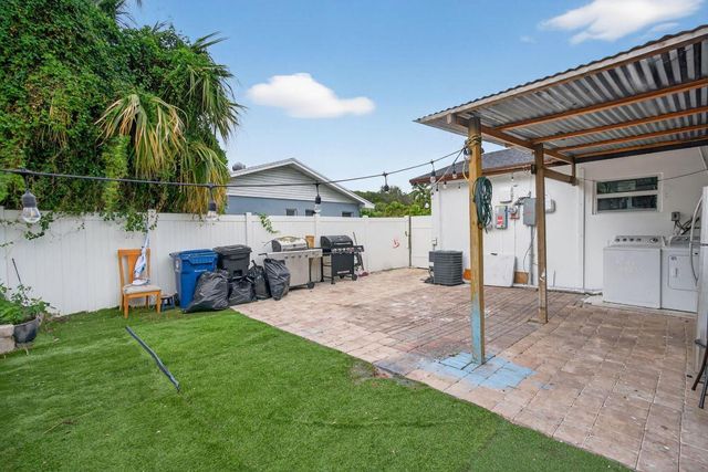 304 Kennedy Street, Jupiter, FL 33458