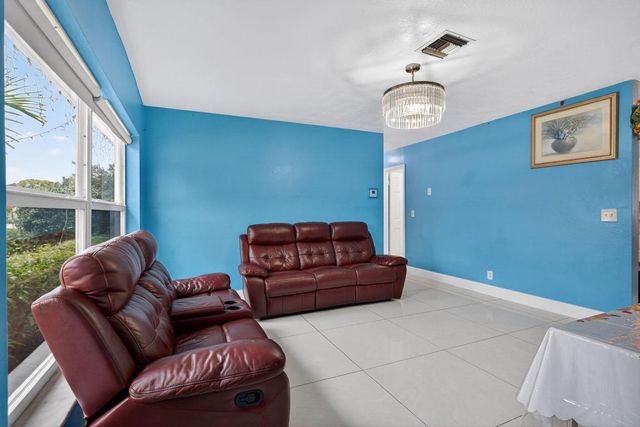 304 Kennedy Street, Jupiter, FL 33458