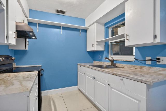 304 Kennedy Street, Jupiter, FL 33458