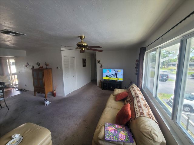 22481 WESTCHESTER BOULEVARD B40, Punta Gorda, FL 33980