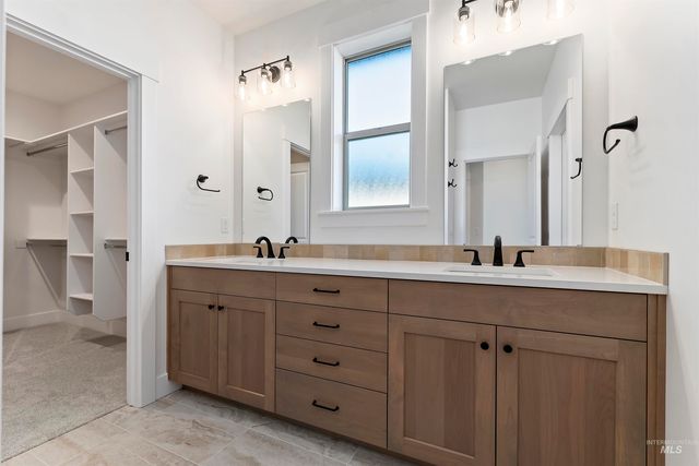 6536 E Lucy Dr, Eagle, ID 83714