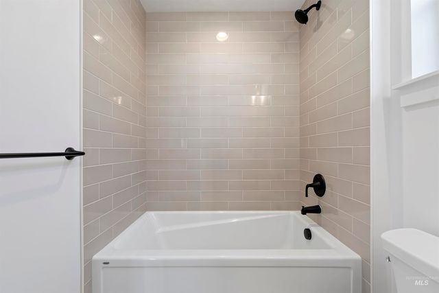 6536 E Lucy Dr, Eagle, ID 83714