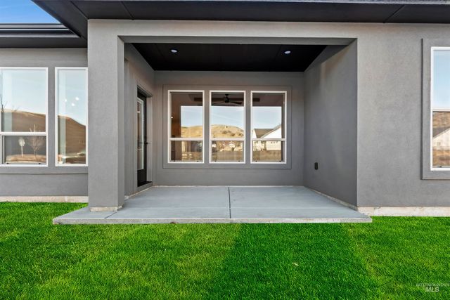 6536 E Lucy Dr, Eagle, ID 83714