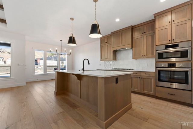 6536 E Lucy Dr, Eagle, ID 83714