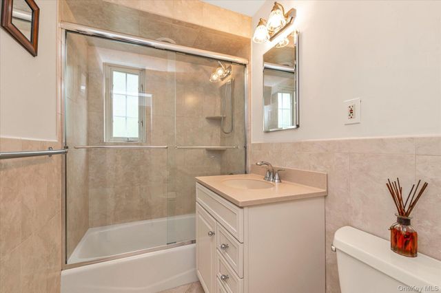 441 W Main Street 3B, Huntington, NY 11743