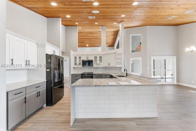 3301 NW 112th Ave, Coral Springs, FL 33065