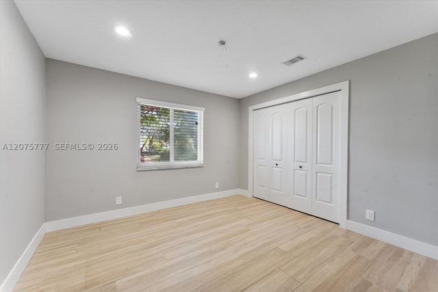 3301 NW 112th Ave, Coral Springs, FL 33065