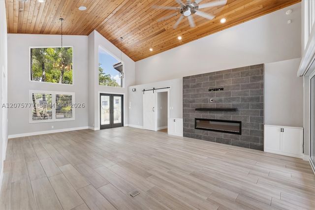 3301 NW 112th Ave, Coral Springs, FL 33065