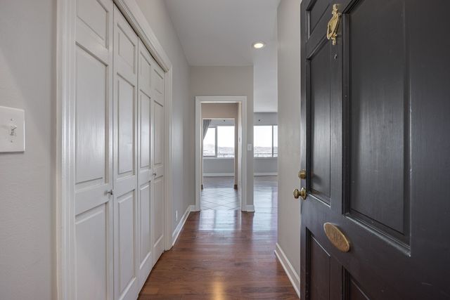 4215 Harding Pike Apt 1203, Nashville, TN 37205