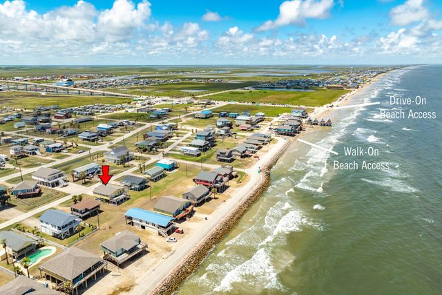 315 Seashell Drive, Surfside Beach, TX 77541