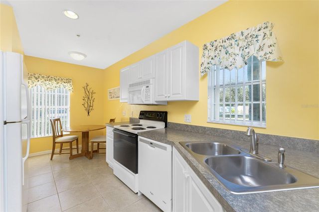 2160 HERON LAKE DRIVE 101, Punta Gorda, FL 33983