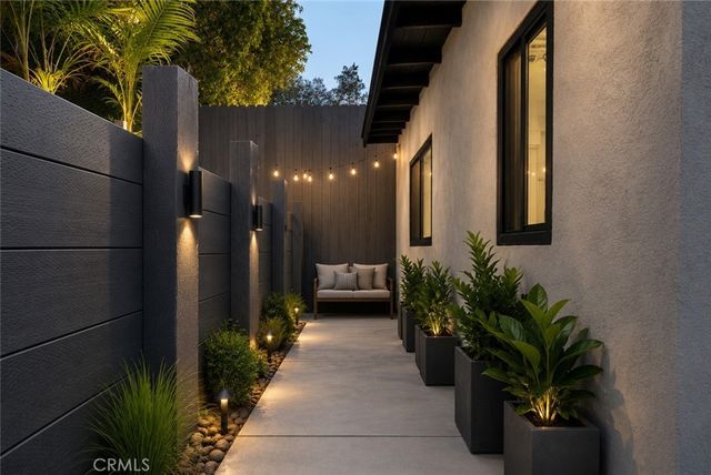 4868 La Roda, Los Angeles, CA 90041