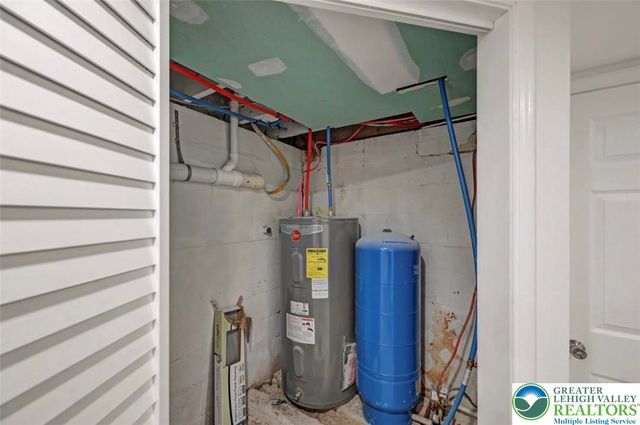 752 Toll Road, Chestnuthill Twp, PA 18330