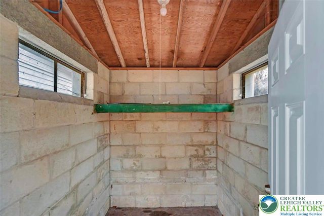 752 Toll Road, Chestnuthill Twp, PA 18330