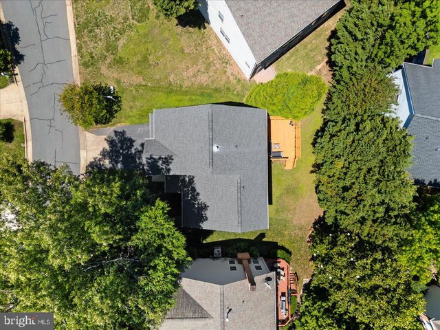 20680 LONGBANK CT, Sterling, VA 20165
