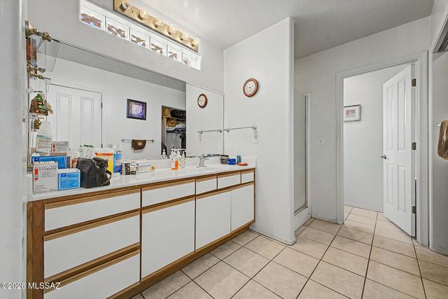 920 W Mariposa Hills Drive, Nogales, AZ 85621
