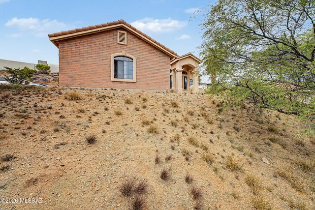 920 W Mariposa Hills Drive, Nogales, AZ 85621