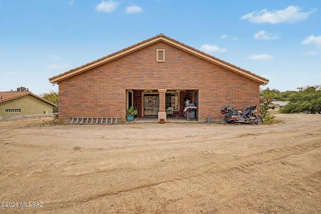 920 W Mariposa Hills Drive, Nogales, AZ 85621