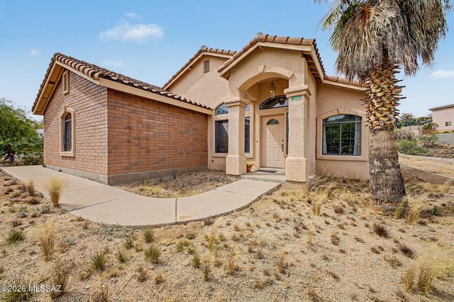 920 W Mariposa Hills Drive, Nogales, AZ 85621