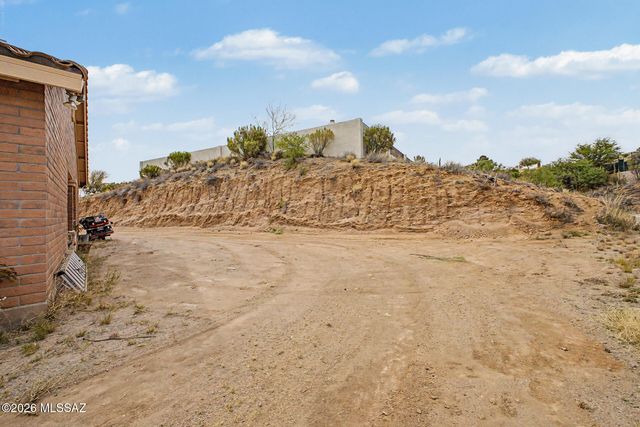 920 W Mariposa Hills Drive, Nogales, AZ 85621
