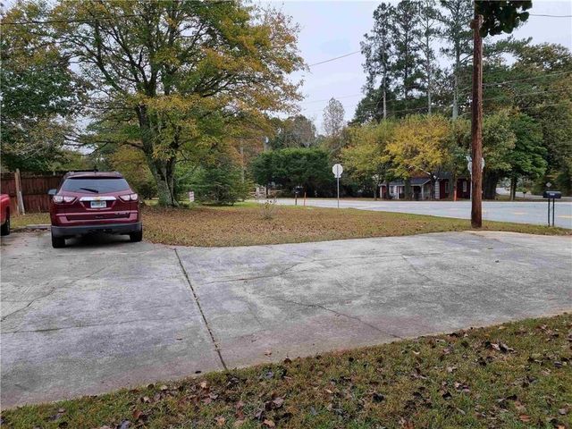 7905 Rivertown Road, Fairburn, GA 30213