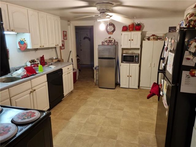 7905 Rivertown Road, Fairburn, GA 30213