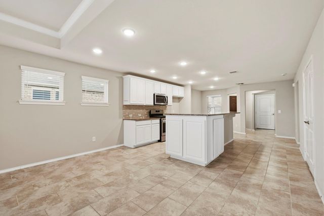 3242 Golden Eagle Way, Richmond, TX 77469