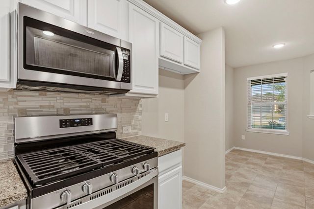 3242 Golden Eagle Way, Richmond, TX 77469