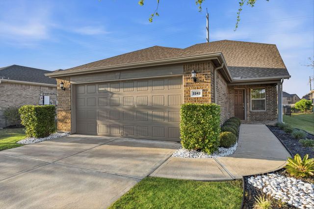 3242 Golden Eagle Way, Richmond, TX 77469