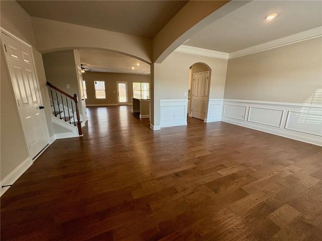 1046 Lakeview Oaks Court, Grayson, GA 30017