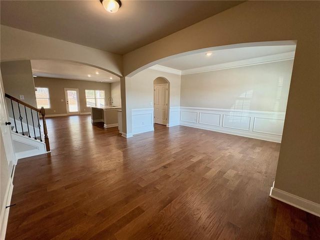 1046 Lakeview Oaks Court, Grayson, GA 30017