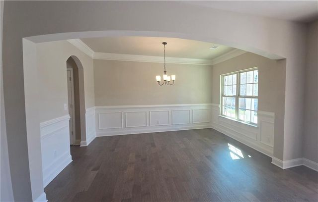 1046 Lakeview Oaks Court, Grayson, GA 30017