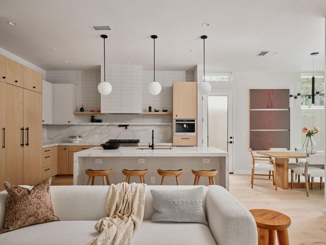 1213 Karen Ave 2, Austin, TX 78757