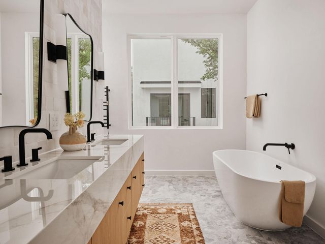 1213 Karen Ave 2, Austin, TX 78757