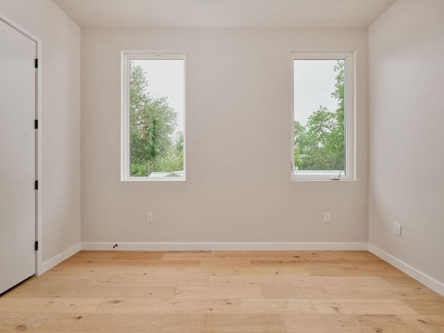 1213 Karen Ave 2, Austin, TX 78757