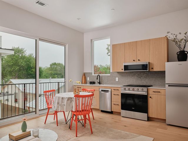 1213 Karen Ave 2, Austin, TX 78757