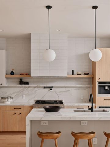 1213 Karen Ave 2, Austin, TX 78757